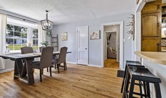 429 OAK Ln, Anniston, AL 36206