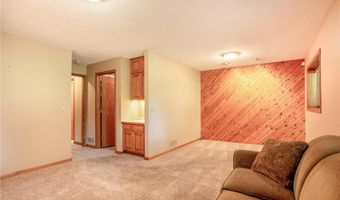 8567 Xenium Ln N, Maple Grove, MN 55369