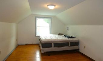 5 Mayflower Rd, Augusta, ME 04330