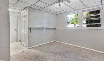 10265 Beaver Trl, Aurora, OH 44202