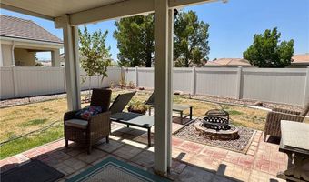 19642 Castle Harbor Ct, Apple Valley, CA 92308