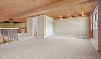 1 Tupperware Dr 231, North Smithfield, RI 02896