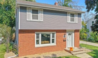 1124 W PARKWAY Blvd, Appleton, WI 54914