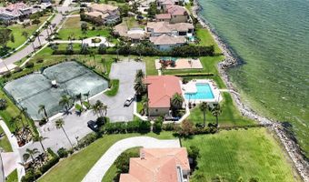 6116 LAGOMAR Ln, Apollo Beach, FL 33572