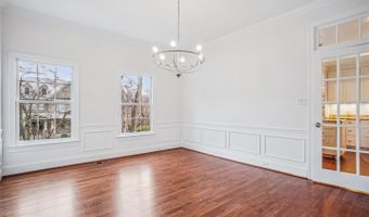 4500 35TH Rd N, Arlington, VA 22207