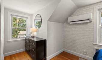 23 Eastwood Circuit, Boston, MA 02132