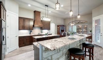 168 Bobby Lynn, Adkins, TX 78101