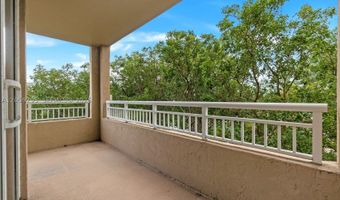 19501 W Country Club Dr 309, Aventura, FL 33180