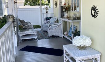 13 Sound View Hts, Branford, CT 06405