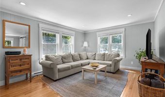 1 Irvings Path, Narragansett, RI 02882