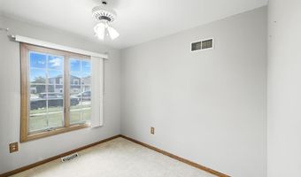 42011 CLAYTON, Clinton Twp., MI 48038