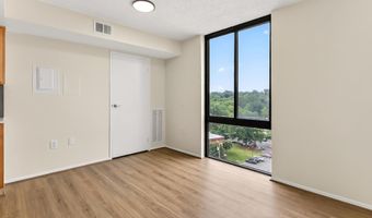 4500 S FOUR MILE RUN Dr 623, Arlington, VA 22204