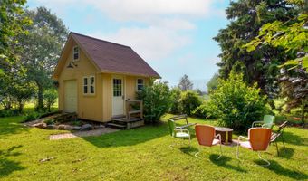 204 E Madison Dr, Polk City, IA 50226