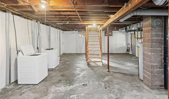 2114 Orchard Blvd, Alton, IL 62002