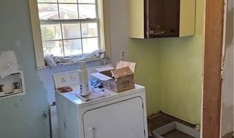 1429 SUNSET Dr, Bogalusa, LA 70427