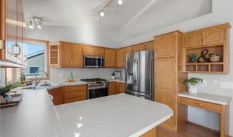 15160 Quicksilver St NW, Anoka, MN 55303
