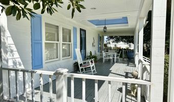 319 Old Causeway Rd, Atlantic Beach, NC 28512