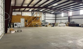 825 E Cannonball Dr, Big Water, UT 84741