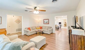 2032 Regent Dr, Abilene, TX 79605