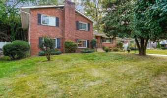 6216 ROCKHURST Rd, Bethesda, MD 20817