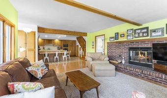 2405 W Sycamore Beach Rd, Angola, IN 46703