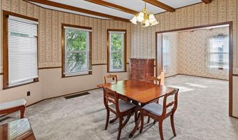 1807 State St, Alton, IL 62002