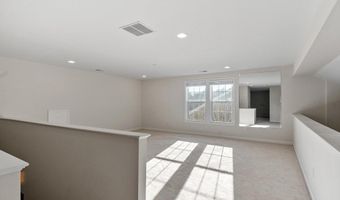 35 Greenside Ln 35, Acton, MA 01720