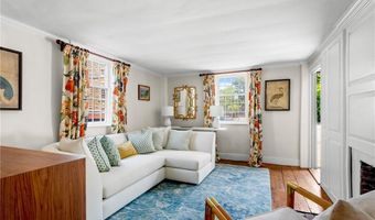 27 William St, Newport, RI 02840