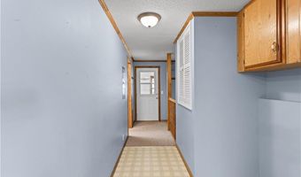 15038 Fairmount Rd, Basehor, KS 66007