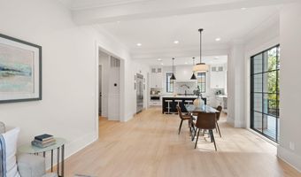 112 N HIGHLAND St, Arlington, VA 22201