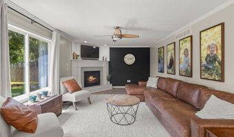 3118 SW Prairie View Rd, Ankeny, IA 50023