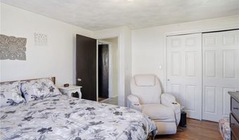 514 Killingly St, Johnston, RI 02919