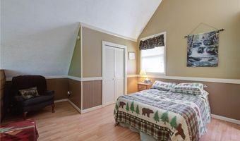 230 Skyview Dr, Clarkesville, GA 30523