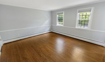 49 Kelseytown Rd, Clinton, CT 06413