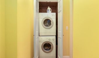 20 Berkeley Ave 2, Newport, RI 02840