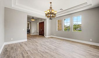 294 W GRAND CANYON Dr, Chandler, AZ 85248