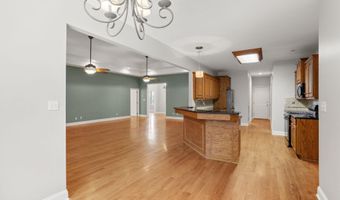 510 Chippendale Ln, Boiling Springs, SC 29316