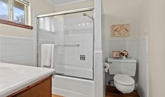 405 4th NW, Ardmore, OK 73401