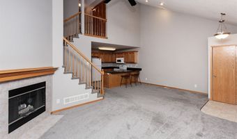 2840 Ashland Ct, Altoona, IA 50009