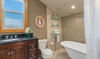 52 Rd 8 UC, Clark, WY 82435