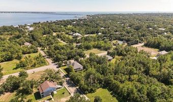 204 Harrison Ct, Bay St. Louis, MS 39520