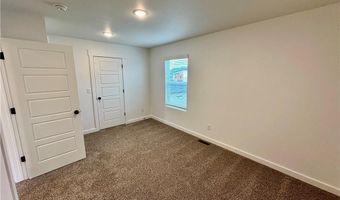 831 New York Ave, Bentonville, AR 72713