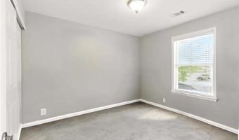 302 Oak Leaf Pl, Acworth, GA 30102