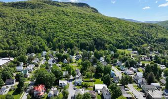 38 North St, Bristol, VT 05443