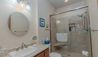 932 Emerald Pines Dr, Arnolds Park, IA 51331