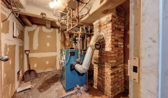 141 Dowd Ave, Canton, CT 06019