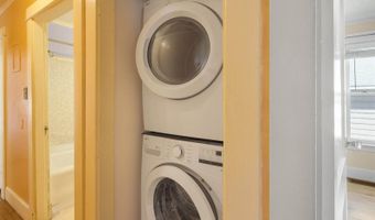 164 7th St, Bangor, ME 04401