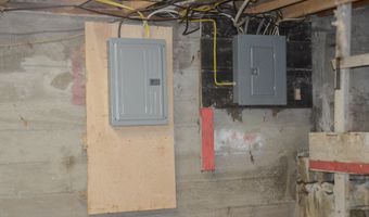 87 Middle Rd, Augusta, ME 04330