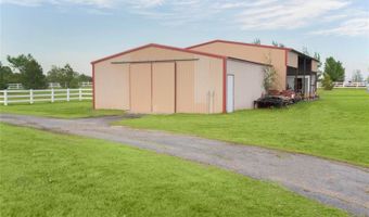 2284 E Roping Rd, Atoka, OK 74525