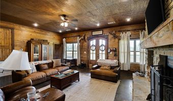 1050 SE 8th St, Atkins, AR 72823